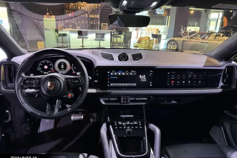 Porsche Cayenne din 2024 cu 17.683 km - oferta POR163585 - foto 13
