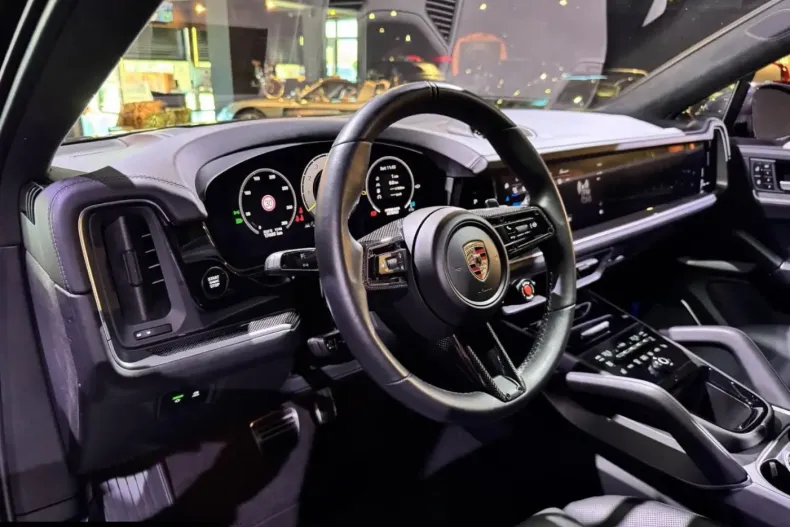 Porsche Cayenne din 2024 cu 17.683 km - oferta POR163585 - foto 14