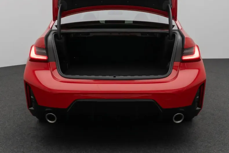 BMW 330 din 2022 cu 31.711 km - oferta BMW163587 - foto 14