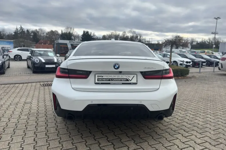 BMW 330 din 2022 cu 54.470 km - oferta BMW163588 - foto 5