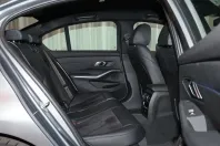 BMW 330 din 2023 cu 42.093 km - oferta BMW163589 - foto 11