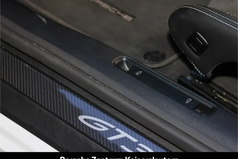 Porsche 992 din 2023 cu 12.800 km - oferta POR163590 - foto 20