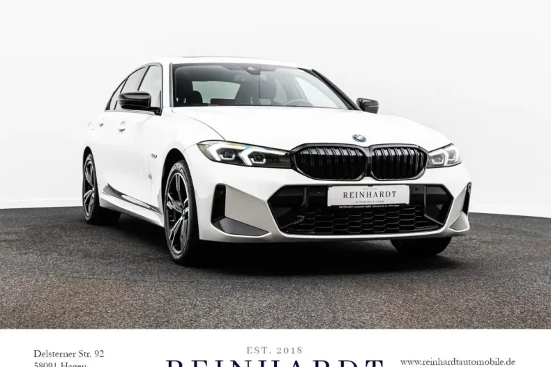 BMW 330 din 2022 cu 44.735 km - oferta BMW163591 - foto 1