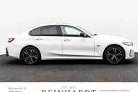 BMW 330 din 2022 cu 44.735 km - oferta BMW163591 - foto 4