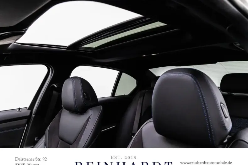 BMW 330 din 2022 cu 44.735 km - oferta BMW163591 - foto 12