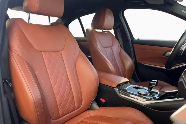 BMW 330 din 2022 cu 40.434 km - oferta BMW163592 - foto 6