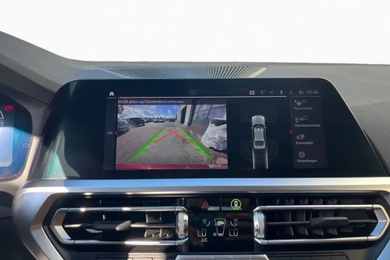 BMW 330 din 2022 cu 40.434 km - oferta BMW163592 - foto 13