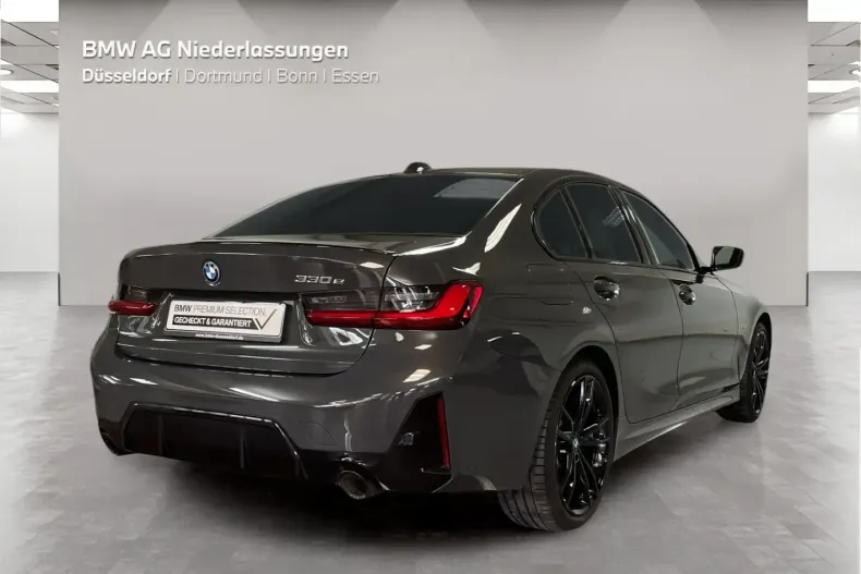 BMW 330 din 2022 cu 51.390 km - oferta BMW163593 - foto 2