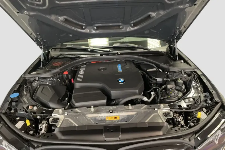 BMW 330 din 2022 cu 51.390 km - oferta BMW163593 - foto 12