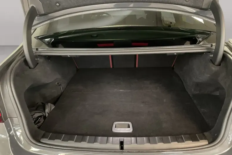 BMW 330 din 2022 cu 51.390 km - oferta BMW163593 - foto 13