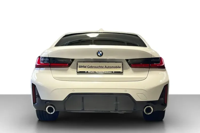 BMW 330 din 2022 cu 76.307 km - oferta BMW163595 - foto 3