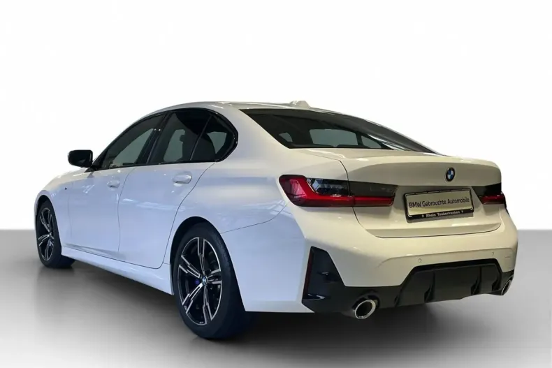 BMW 330 din 2022 cu 76.307 km - oferta BMW163595 - foto 4