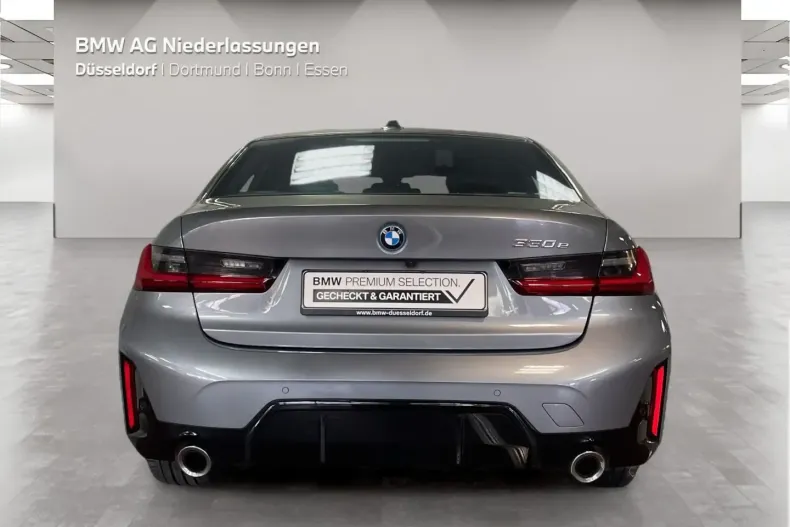 BMW 330 din 2022 cu 44.329 km - oferta BMW163596 - foto 6