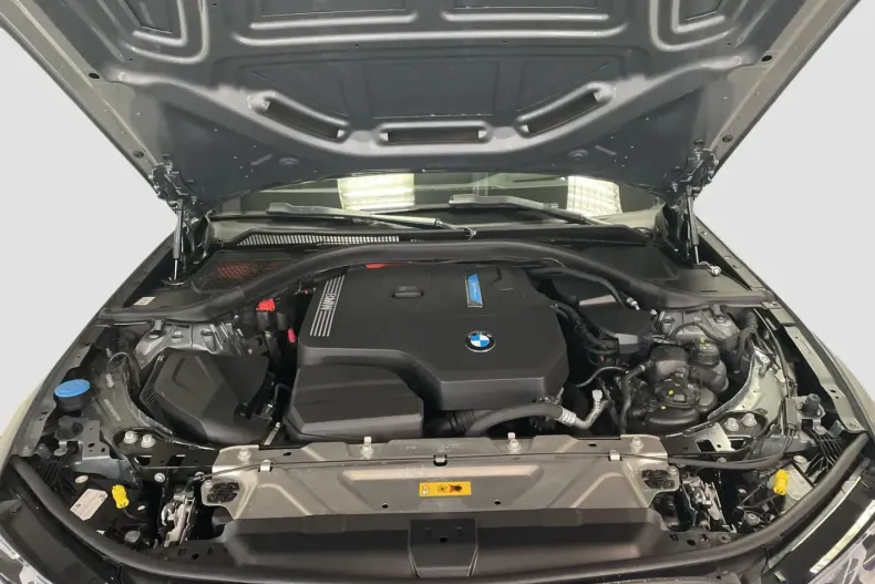 BMW 330 din 2022 cu 44.329 km - oferta BMW163596 - foto 12