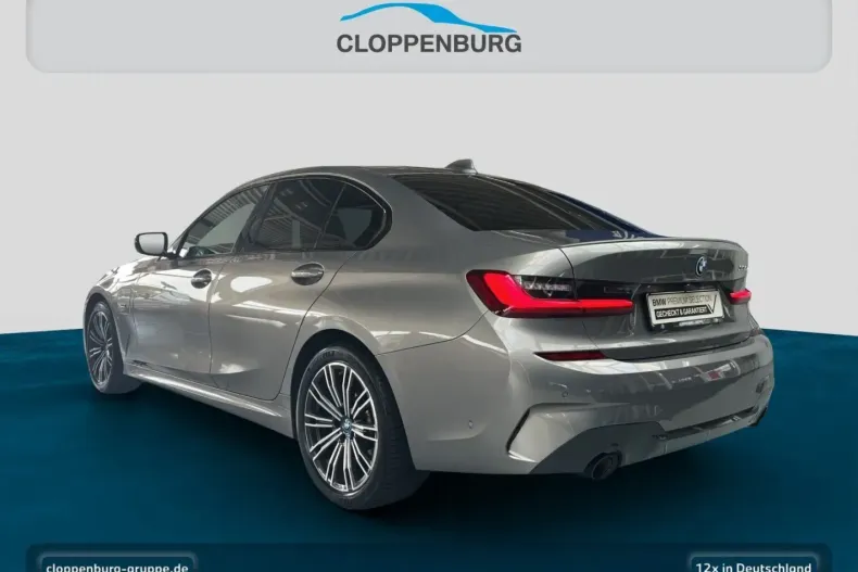 BMW 330 din 2022 cu 49.650 km - oferta BMW163598 - foto 4