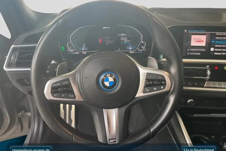 BMW 330 din 2022 cu 49.650 km - oferta BMW163598 - foto 12