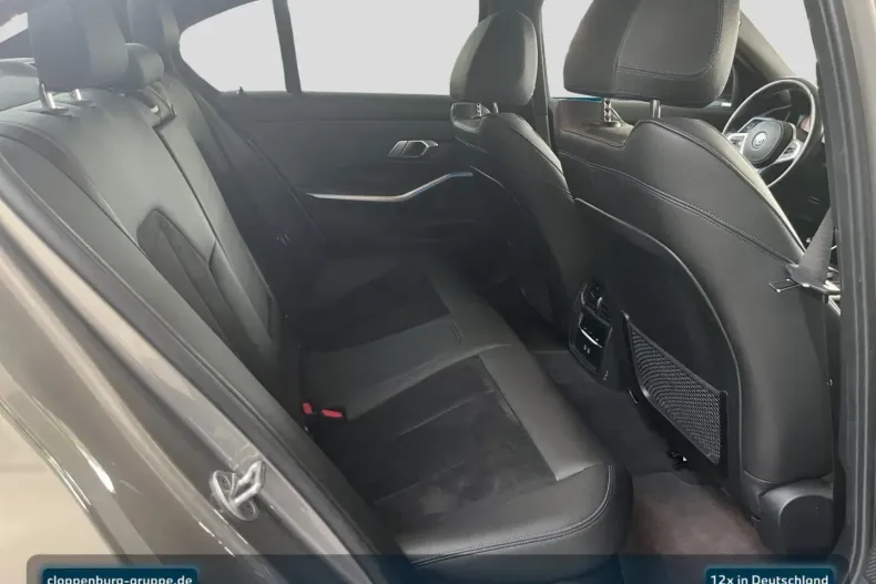 BMW 330 din 2022 cu 49.650 km - oferta BMW163598 - foto 19