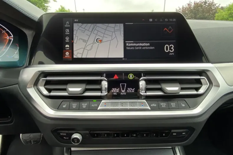 BMW 330 din 2022 cu 68.033 km - oferta BMW163602 - foto 9