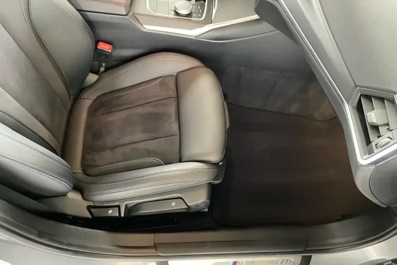 BMW 330 din 2022 cu 80.500 km - oferta BMW163603 - foto 18