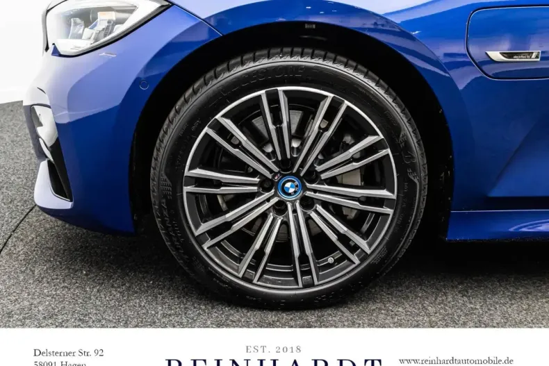 BMW 330 din 2022 cu 27.125 km - oferta BMW163605 - foto 9