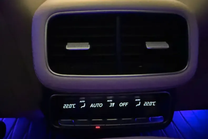 Mercedes-Benz GLS 63 din 2024 cu 19.000 km - oferta MER163607 - foto 21