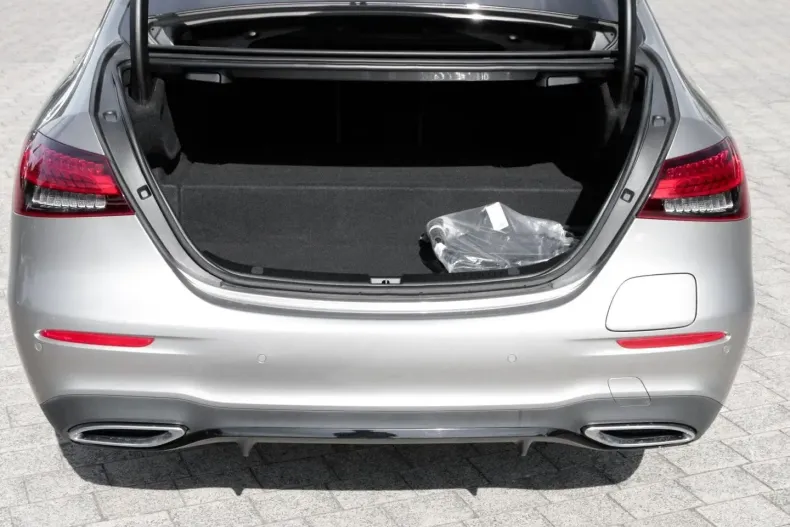 Mercedes-Benz E 300 din 2020 cu 89.153 km - oferta MER163609 - foto 12