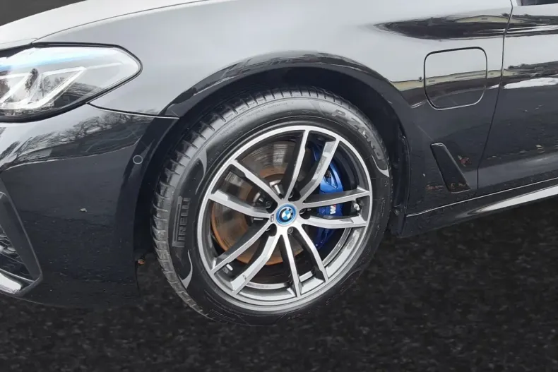 BMW 545 din 2022 cu 88.036 km - oferta BMW163610 - foto 4