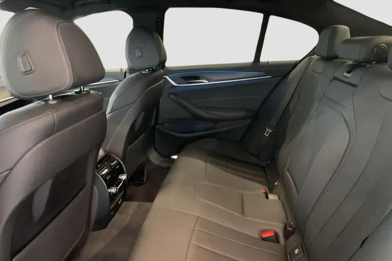 BMW 530 din 2022 cu 56.462 km - oferta BMW163611 - foto 9