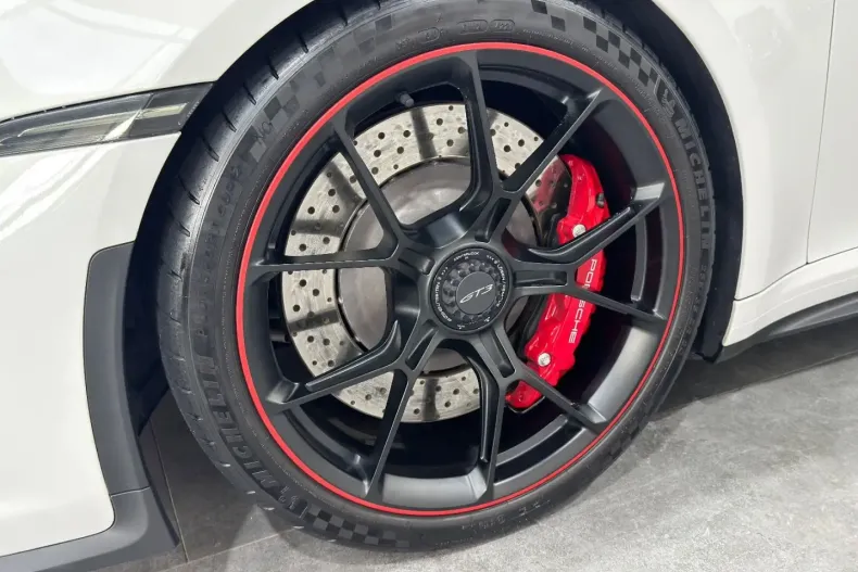 Porsche 992 din 2022 cu 30.000 km - oferta POR163612 - foto 14