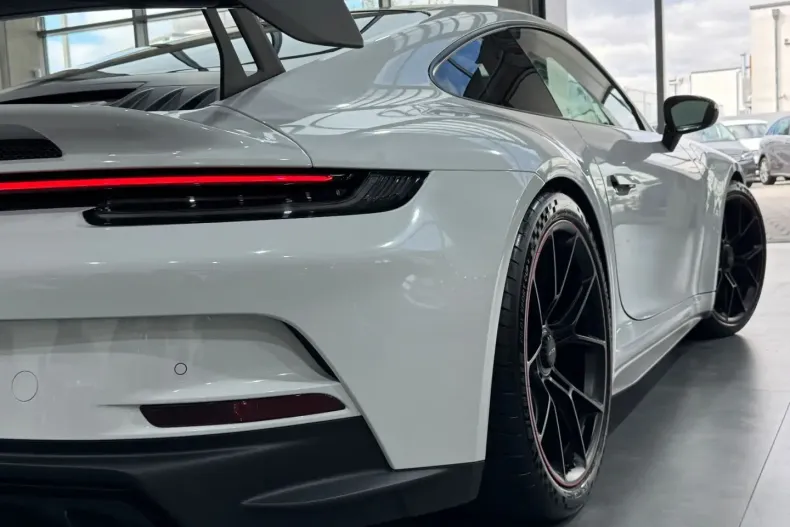 Porsche 992 din 2022 cu 30.000 km - oferta POR163612 - foto 48