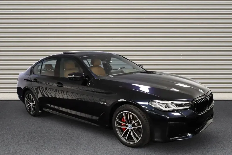 BMW 530 din 2022 cu 63.464 km - oferta BMW163615 - foto 1