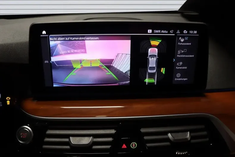 BMW 530 din 2022 cu 63.464 km - oferta BMW163615 - foto 11