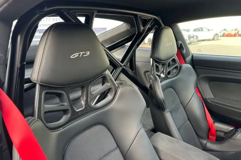 Porsche 992 din 2023 cu 7.500 km - oferta POR163618 - foto 13