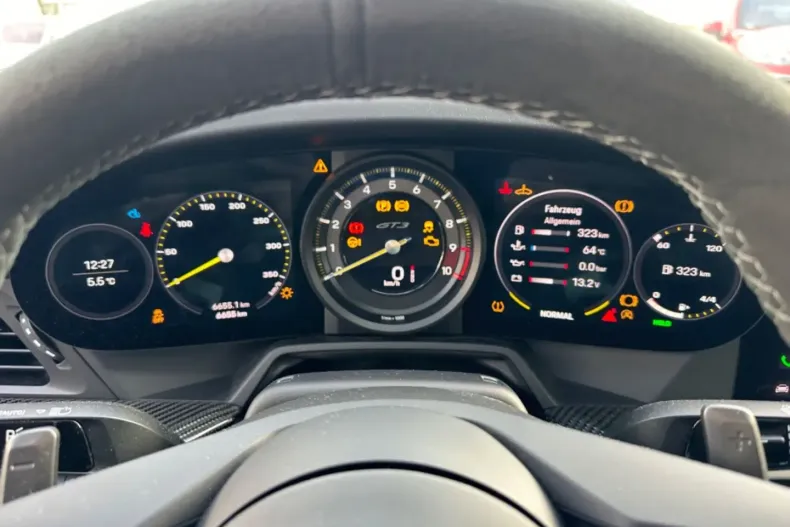 Porsche 992 din 2023 cu 7.500 km - oferta POR163618 - foto 21