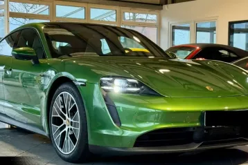 Porsche Taycan din 2022 - oferta POR163622