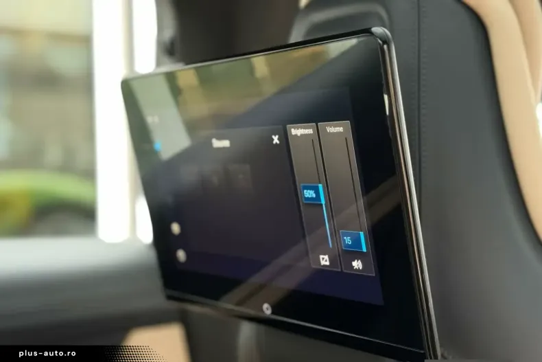 Porsche Taycan din 2022 cu 16.830 km - oferta POR163622 - foto 12