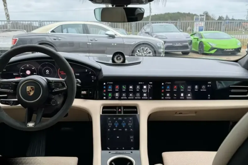 Porsche Taycan din 2022 cu 16.830 km - oferta POR163622 - foto 20