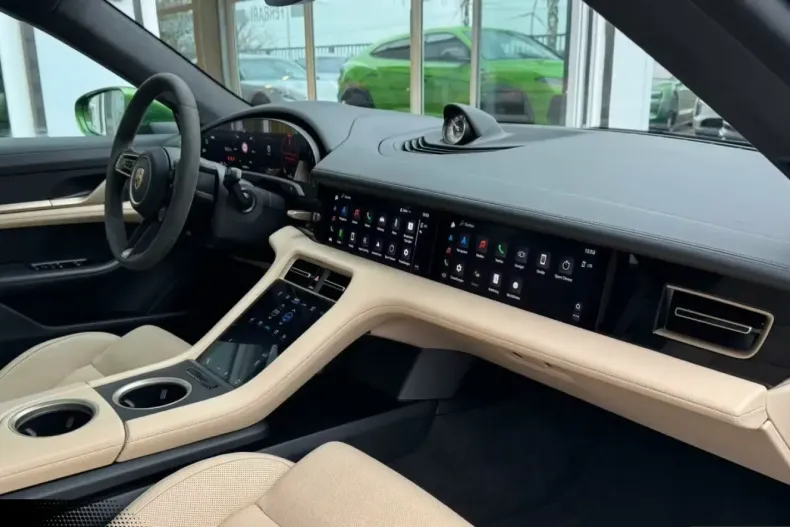 Porsche Taycan din 2022 cu 16.830 km - oferta POR163622 - foto 23