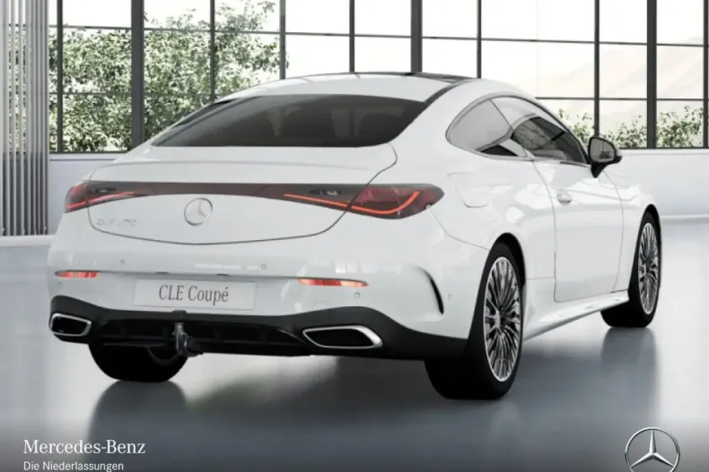 Mercedes-Benz CLE 200 din 2024 cu 8.132 km - oferta MER163632 - foto 4