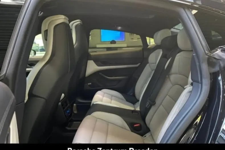 Porsche Taycan din 2022 cu 103.275 km - oferta POR163633 - foto 17