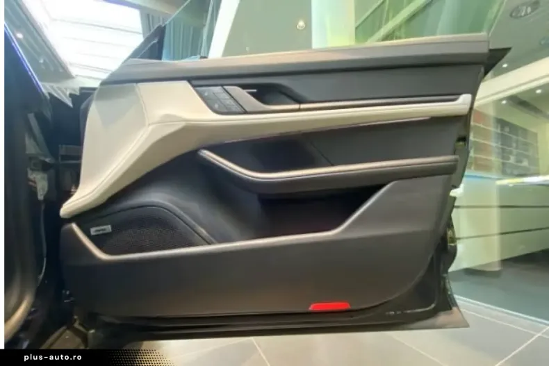 Porsche Taycan din 2022 cu 103.275 km - oferta POR163633 - foto 37