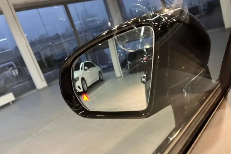 Mercedes-Benz E 300 din 2023 cu 45.128 km - oferta MER163640 - foto 16