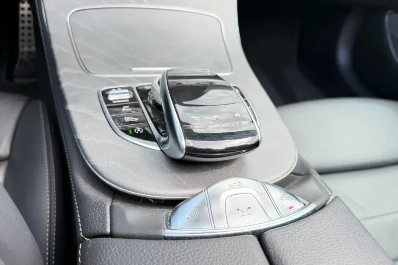 Mercedes-Benz E 450 din 2021 cu 59.350 km - oferta MER163644 - foto 18