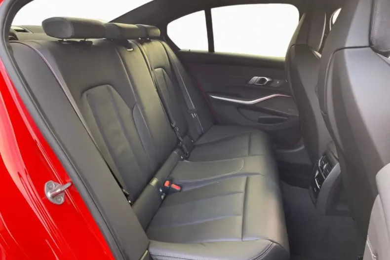 BMW M3 din 2025 cu 7.906 km - oferta BMW163654 - foto 13