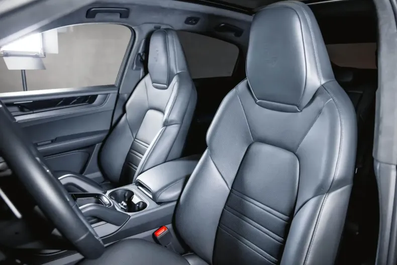 Porsche Cayenne din 2024 cu 10.900 km - oferta POR163677 - foto 16