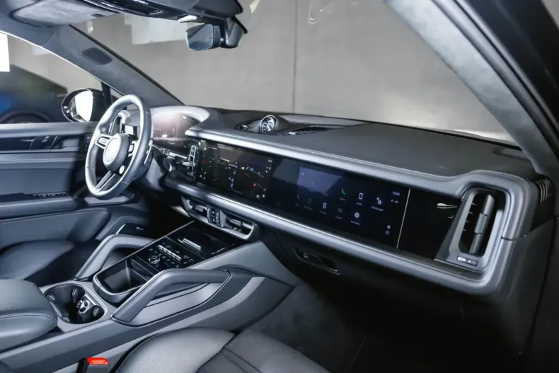 Porsche Cayenne din 2024 cu 10.900 km - oferta POR163677 - foto 19