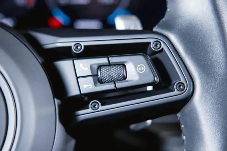 Porsche Cayenne din 2024 cu 10.900 km - oferta POR163677 - foto 32