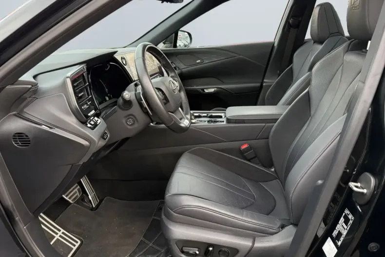 Lexus RX 500 din 2024 cu 30.800 km - oferta LEX163683 - foto 7