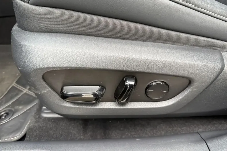 Lexus RX 500 din 2024 cu 30.800 km - oferta LEX163683 - foto 27