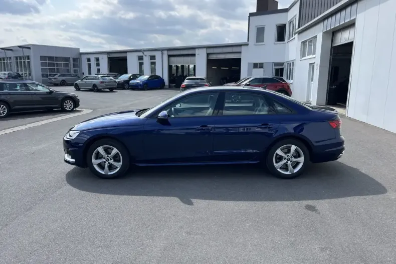 Audi A4 din 2022 cu 19.987 km - oferta AUD163686 - foto 3